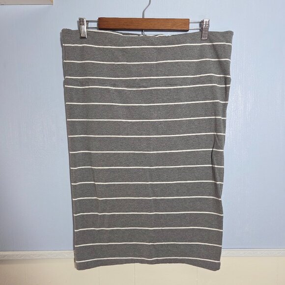 Torrid Size 1 Light Gray White Striped Soft Mid Rise Knee Length Pencil Skirt - Picture 1 of 5